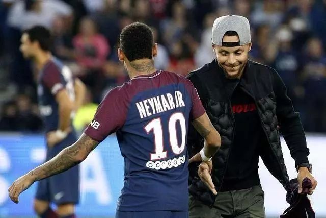 被迫前提 被迫前提